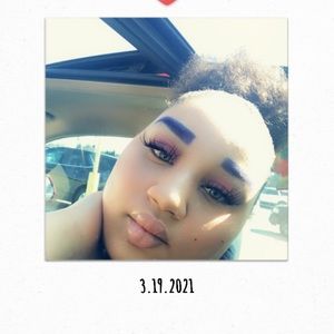 Meet your Posher, Caprice